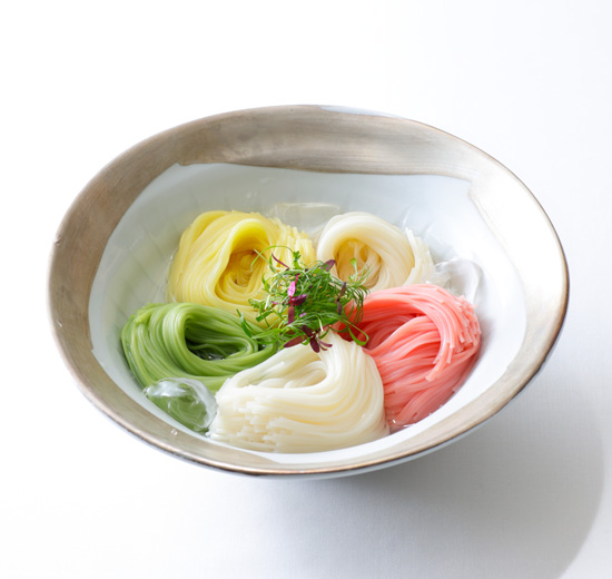 華三彩